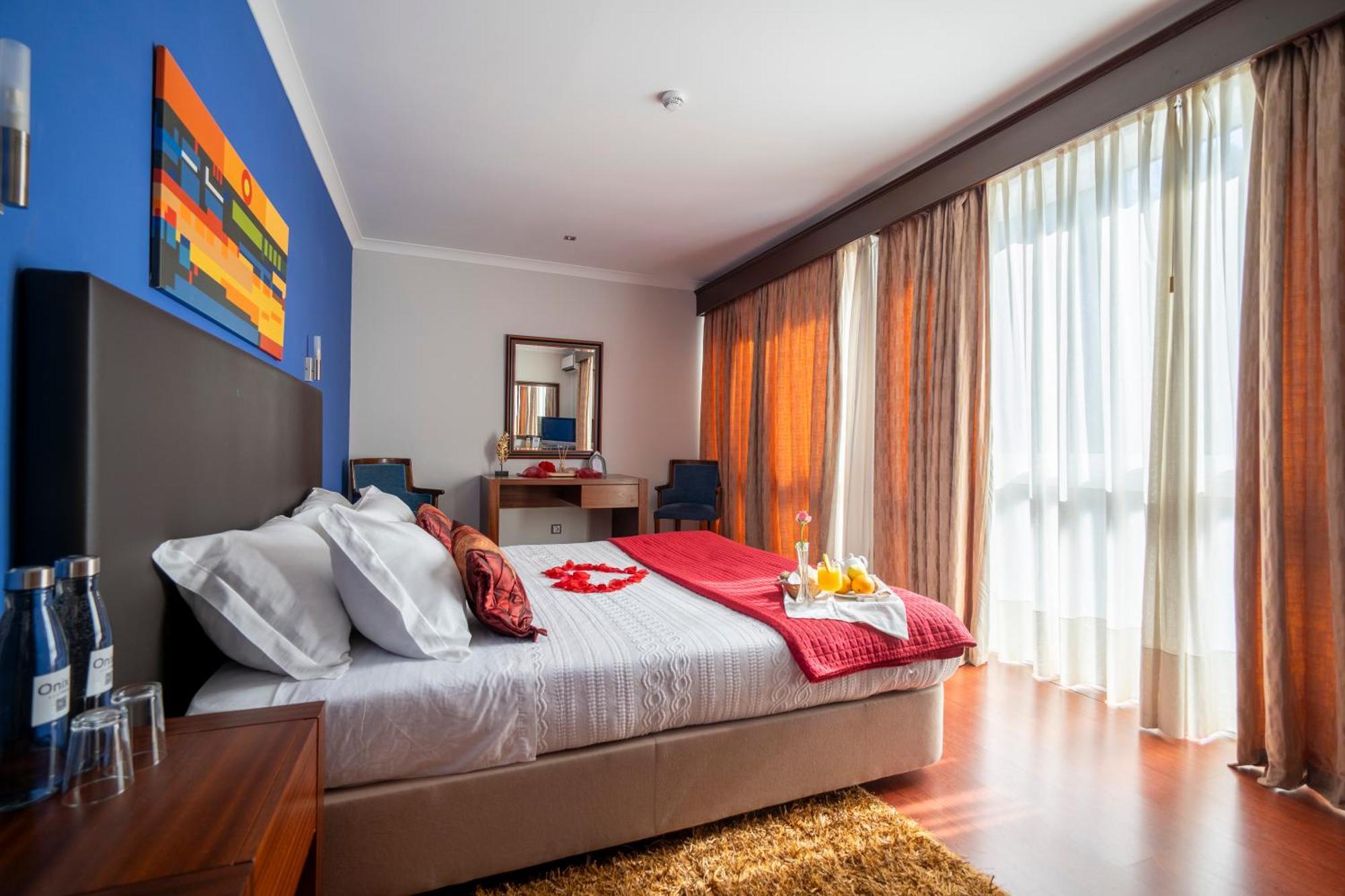 ויסאו Hotel Onix מראה חיצוני תמונה