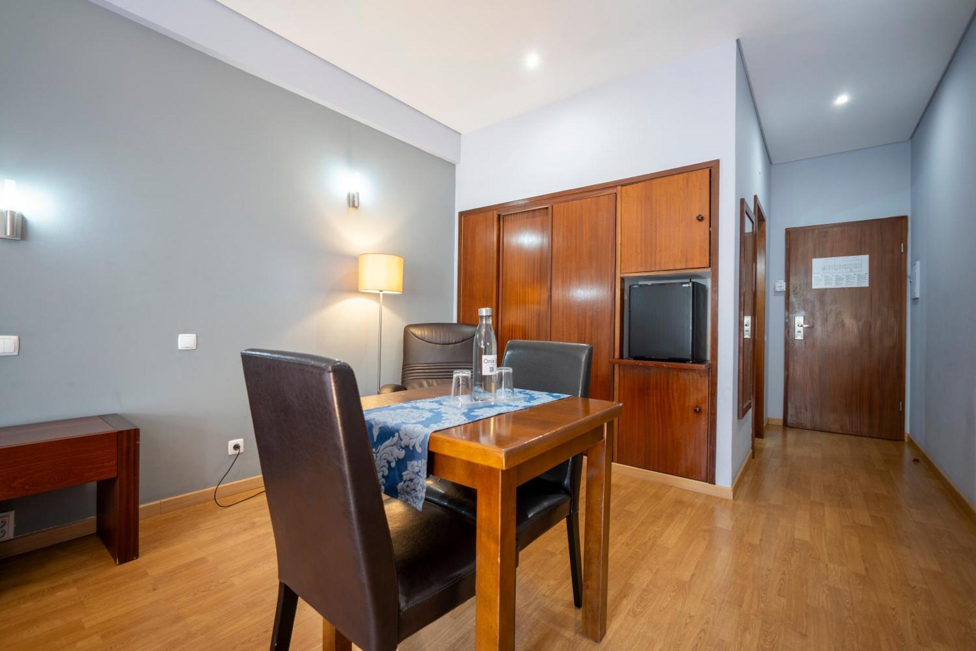 ויסאו Hotel Onix מראה חיצוני תמונה